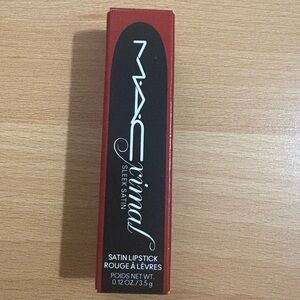 MAC Satin Lipstick in 827 DUBONNET SLEEK SATIN Brand New Never Used.